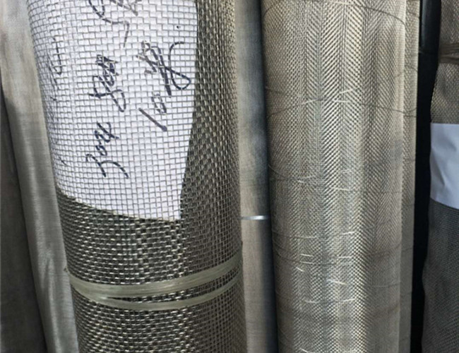 10.9mm 2mm Diameter Window Screen Wire Mesh Flameproof PVC Coated Fibreglass Mesh