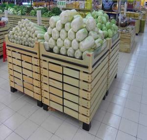 China Bottomless Wooden Retail Display Shelves / Fruit Vegetable Wooden Shop Shelving For Store wholesale