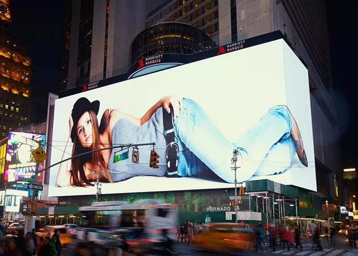 P10 Outdoor Full Color LED Display IP65 Customized Screen Dimension