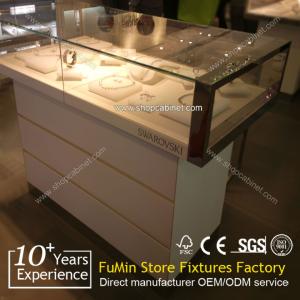 China Manufacturing customized acrylic jewelry display cabinet wholesale