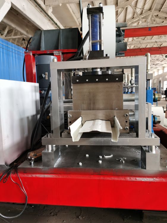 Custom Fascia Roll Forming Machine Rain Seamless Gutter Equipment