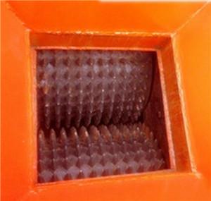 China China professional roll alloy steel crusher spare parts wholesale