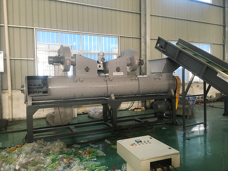 300-5000KG/H PET Bottle Recycling Washing Line PLC Flakes Friction Washer