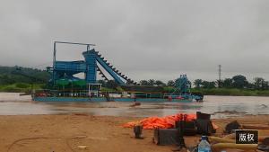 China 200CBM/Hr Bucket Wheel Dredger Sand Digging Diaomond Mining Dredger wholesale