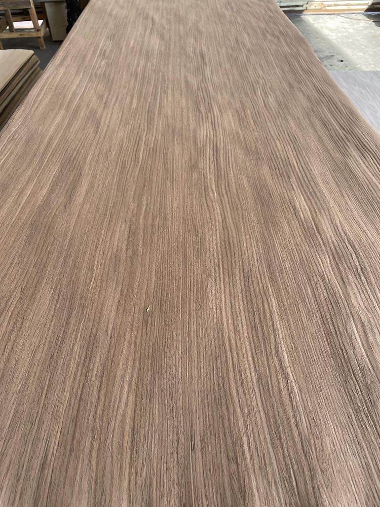 High Quality Oak Engineered Wood Veneer for Plywood MDF Board