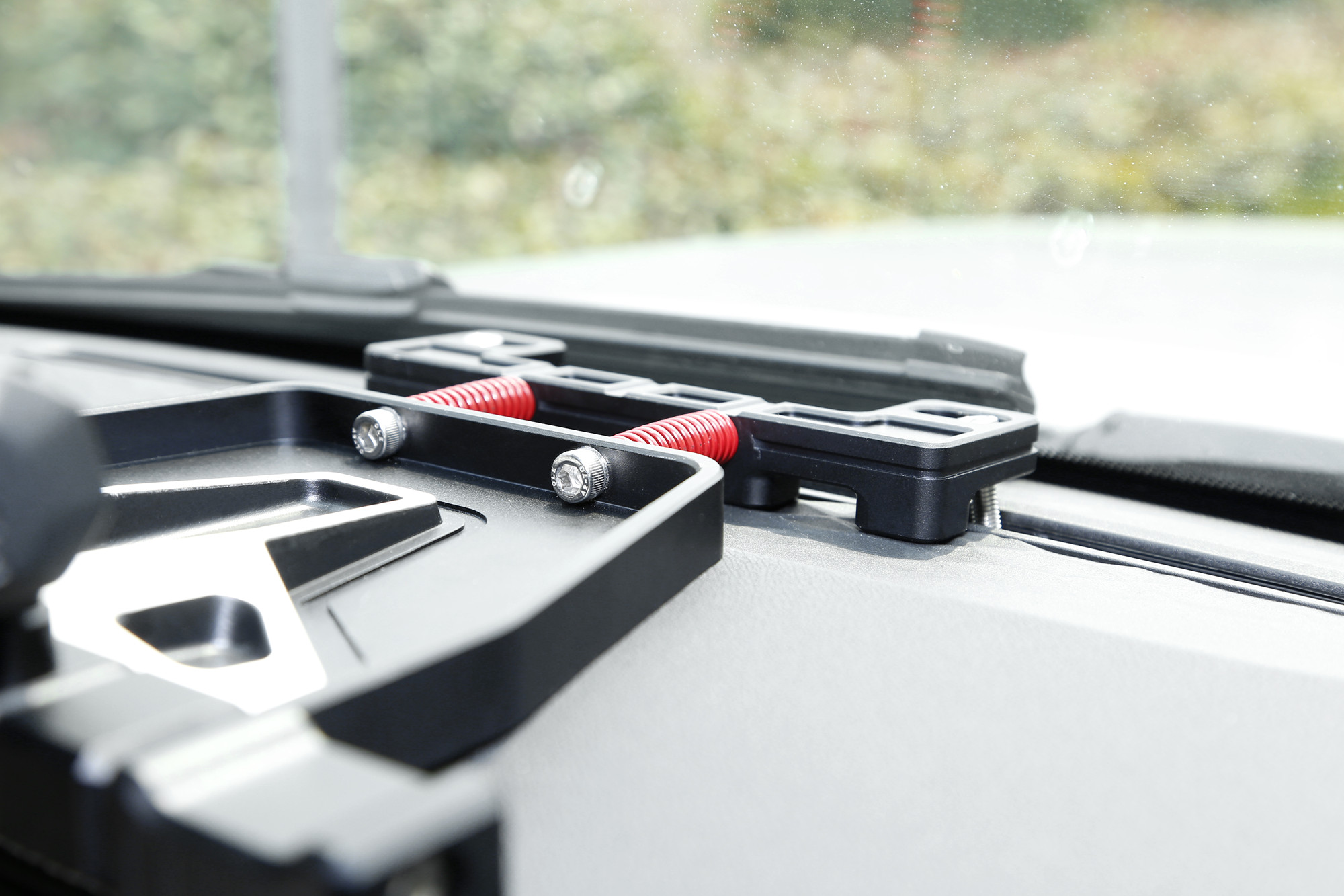 Flexible Angle Center Console Bracket Set D for Off-Road Tank 300 Multi-Function Dash Phone Holder
