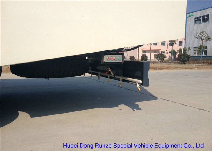 Mechanical Truck Mounted Road Sweeper Cleaning Equipment High Efficiency