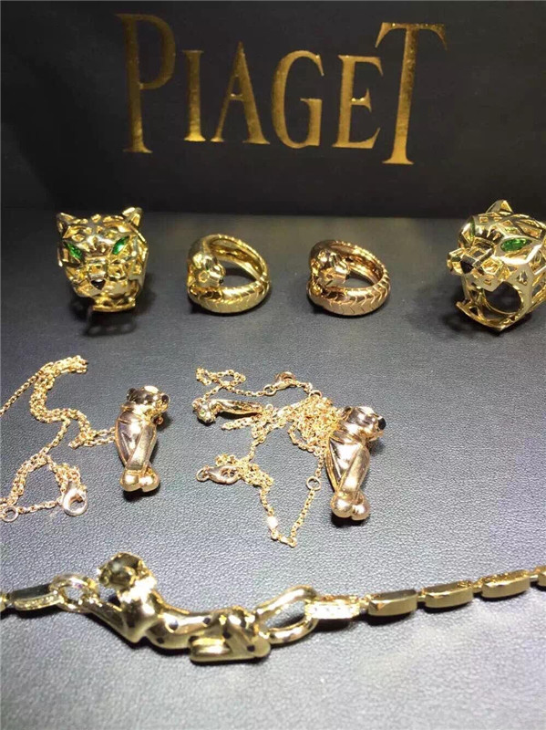 C Cheetah bracelet - showing the charm of courage, naughty or docile .18K gold jewelry factory shafle garnet, Onyx