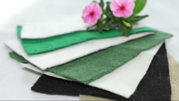 White Non-Woven Geotextile Type 100-1000g/sqm for Shandong Yibo Yangguang Polypropylene