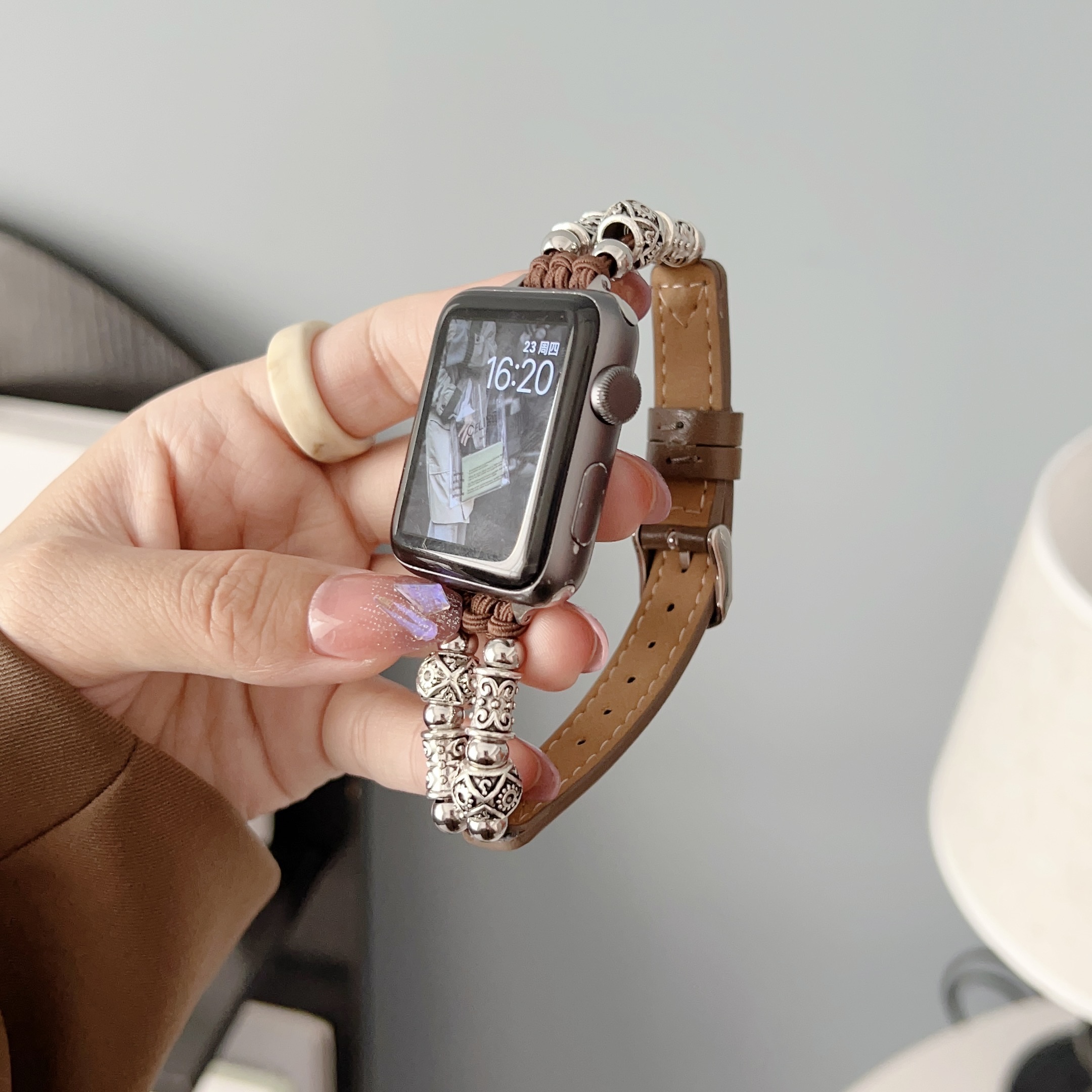 Apple Watch Leather Sport Belt The Must-Have Item for Workout Enthusiasts