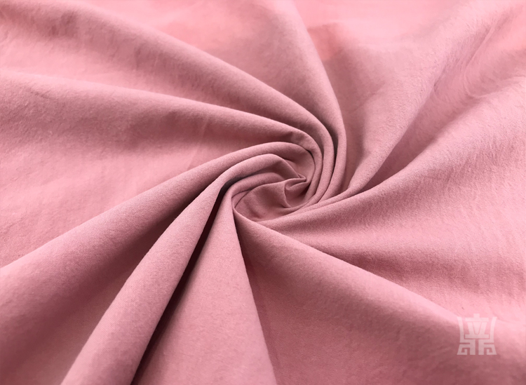 Pink 40s Combed Plain Dyed 100 Cotton Poplin Fabric By The Yard 145gsm