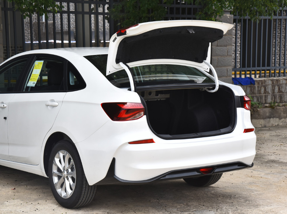 Gasoline Chevrolet 5 Seater Car Minibus Vehicle 4×2 Two Wheel Drive