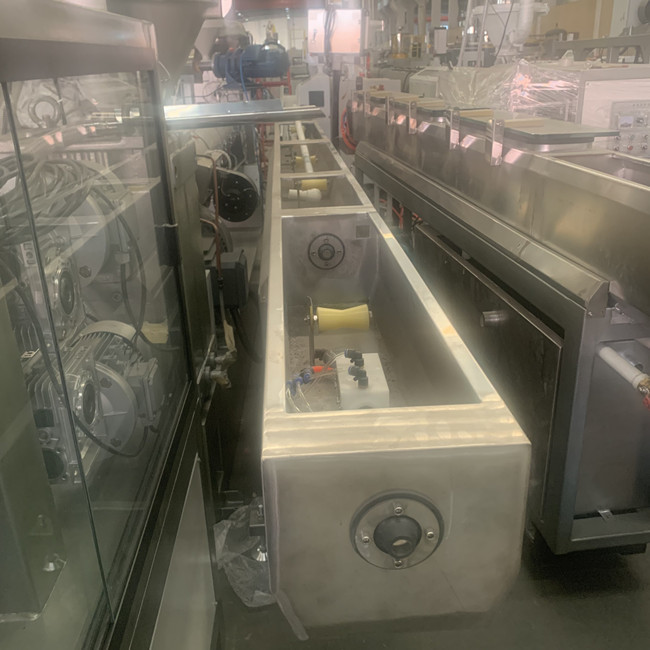SJ65 Thin Wall Agricultural PE Drip Pipe Machine Wide Water Channel