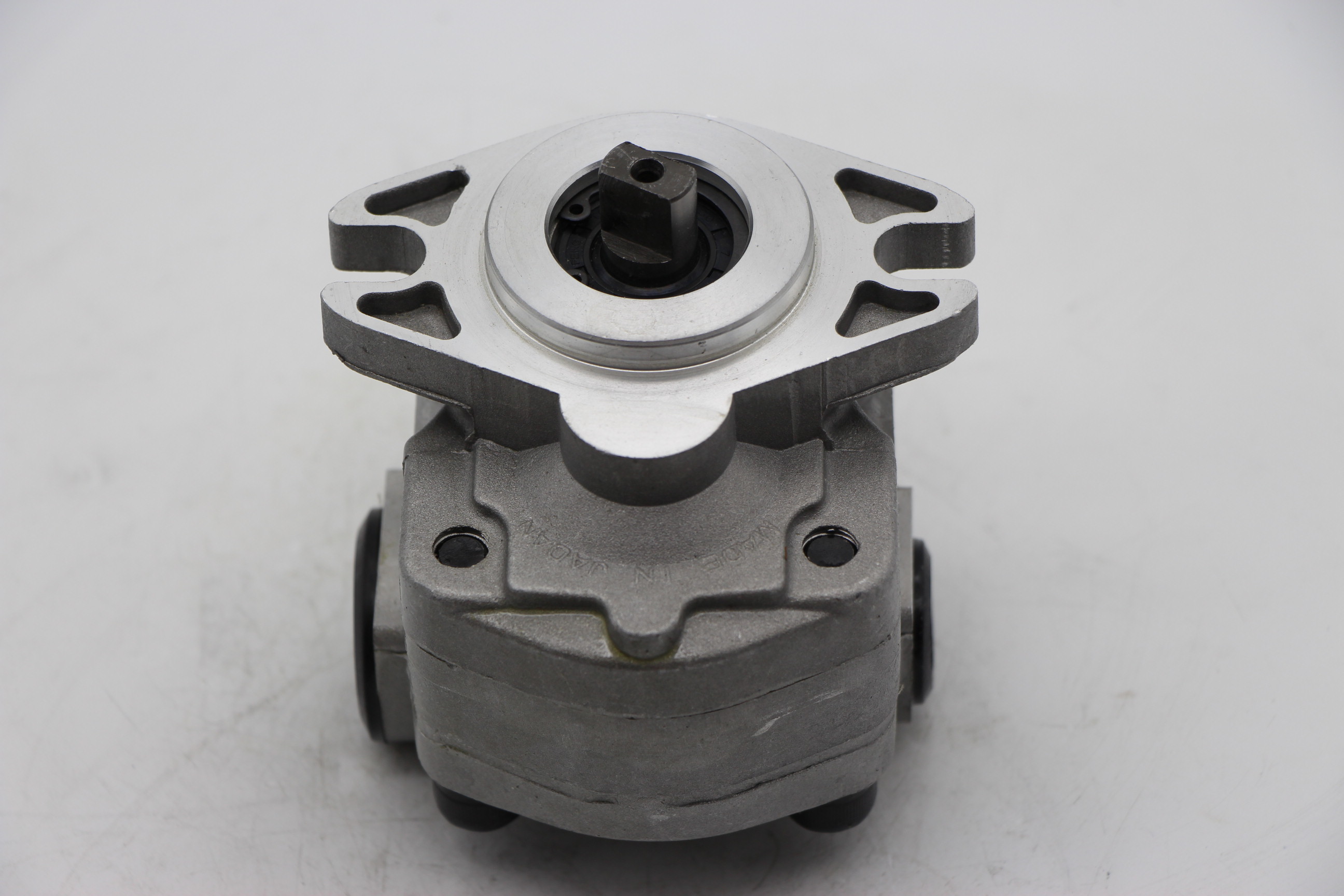 Hot sale good quality SPK10/10 gear pump pilot pump charge pump for CAT E200B excavator part