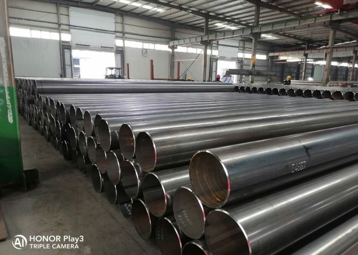 ASTM A53 Gr. B ERW Steel Pipe 1mm-200mm Thickness For Oil / Gas Pipeline