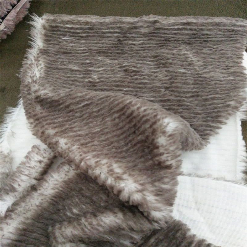 Density 250gsm Density Tricot Big Weight Cutting Strips PV Plush Fabric for Garments