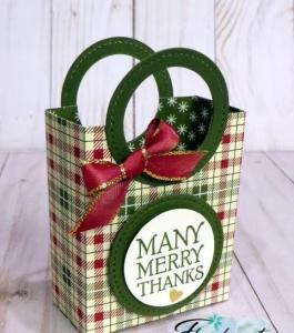 China Hand Kraft Paper Carrier Bags 157gsm Promotion 4C Small Christmas Gift Packing wholesale