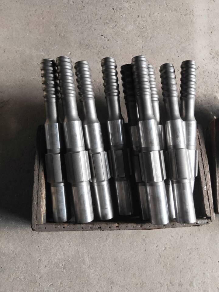 Black Color Drill Chuck Adapter PD200 T38 Length 380 / 484mm 45mm Diameter