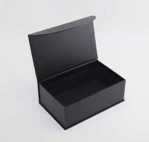 China Custom Magnetic Cardboard Box Packaging Gold Foil Stamping wholesale