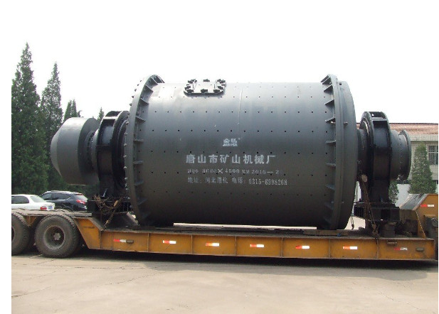 High Efficiency AC Motor Wet Horizontal Ball Mill For Grinding Gold Copper