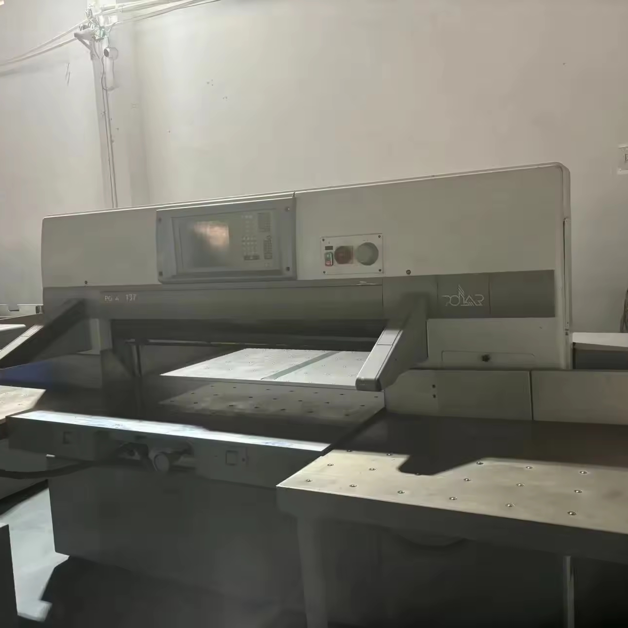 Second Hand Paper Cutting Machine 1370 XC Guillotine for Used Polar Paper Cutters