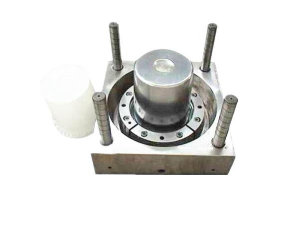 20 Liter Plastics Buckets Injection Molding Mold , 2 Cavity Plastic Molding