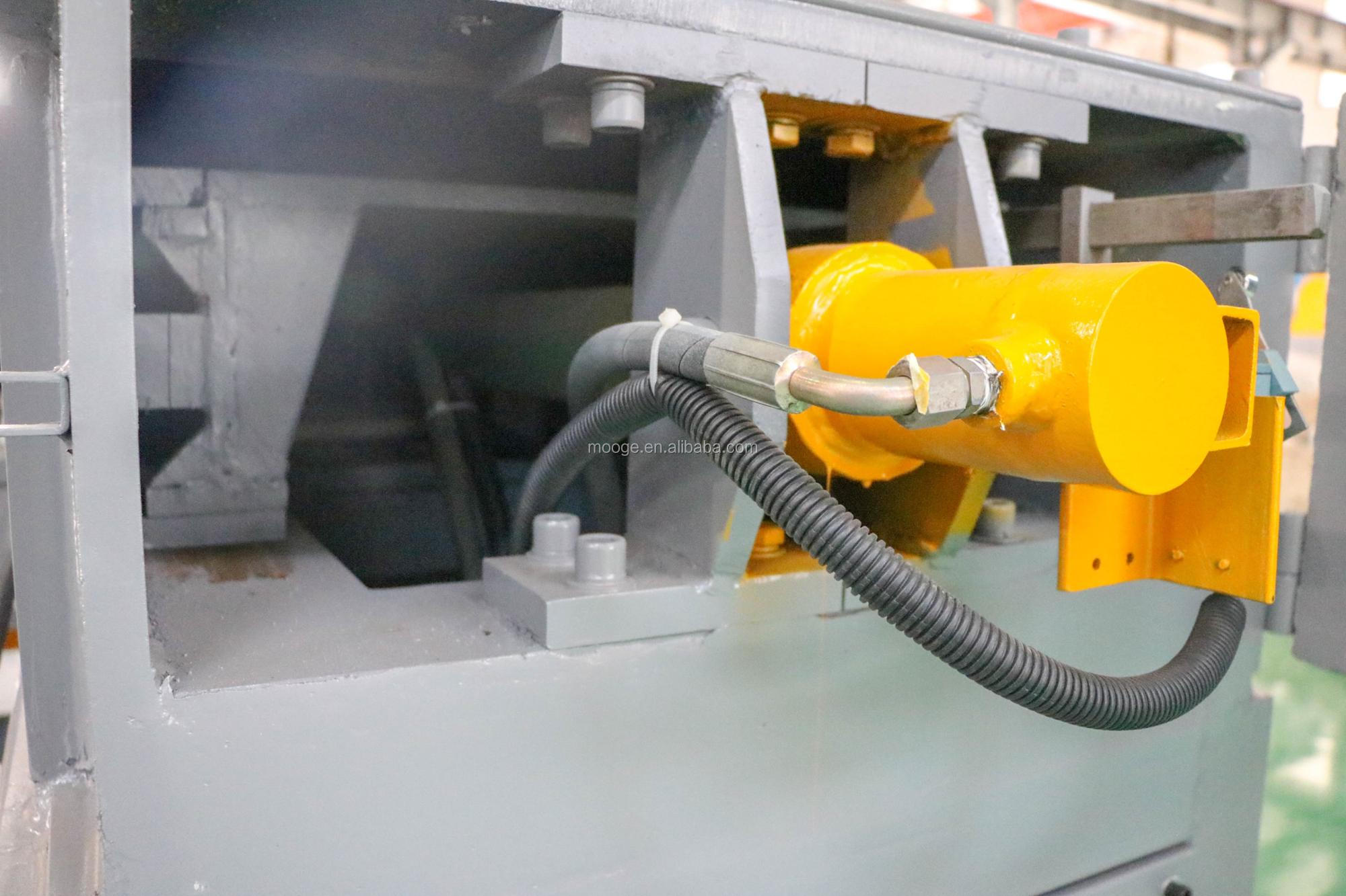 Single Shaft Industrial Plastic Crusher 600-1500mm Plastic Lump Shredder