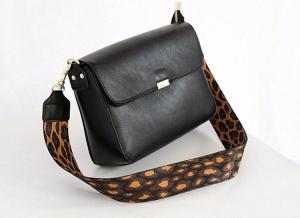 China Fashion retro joker soft PU leather shoulder aslant cross bag leopard-print wide shoulder strap small crossbody bags wholesale