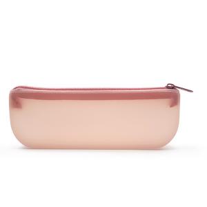 China Tasteless Nontoxic Silicone Makeup Brush Bag , Leakproof Silicone Cosmetic Pouch wholesale
