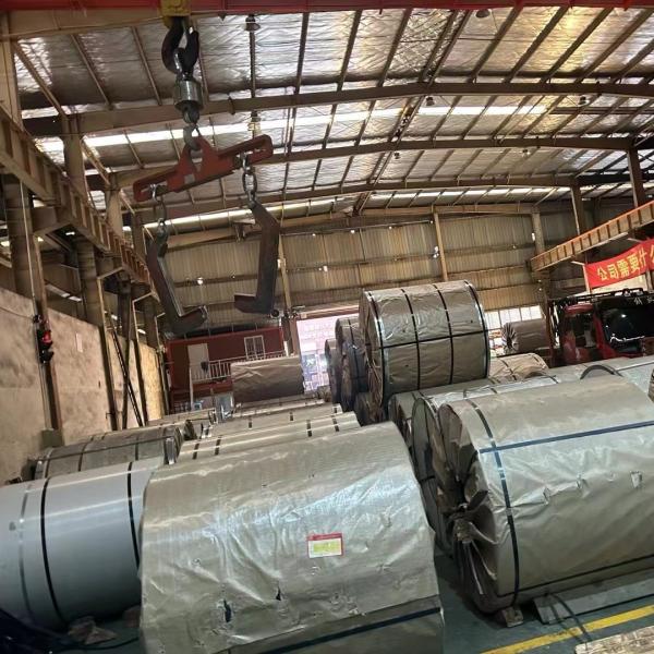 ASTM A240 AISI304 AISI316L Stainless teel Chequered Plate Thickness 0.6 - 8.0mm