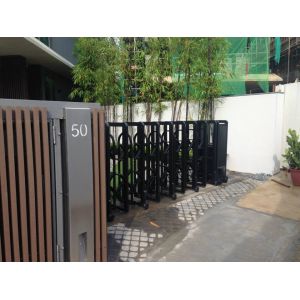 China Retractable Automatic Collapsible Gate Trackless For Residential Area wholesale