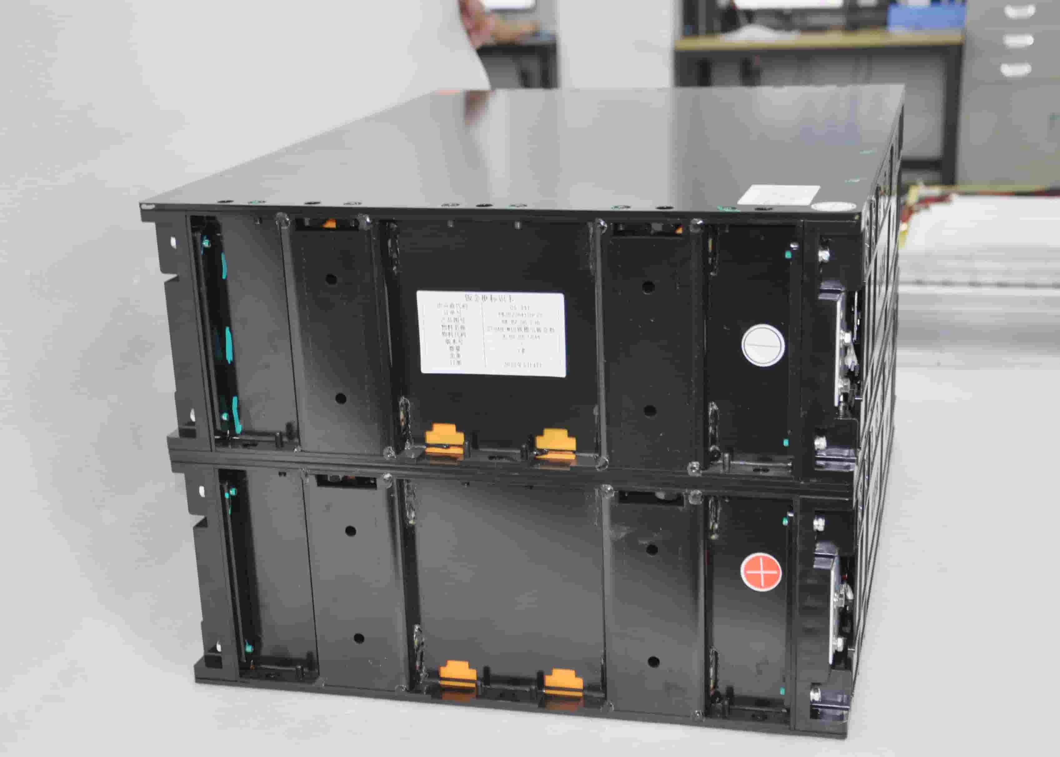 LFP Lithium Ion Battery Pack 95kg 596.5mmx427.6mmx160mm