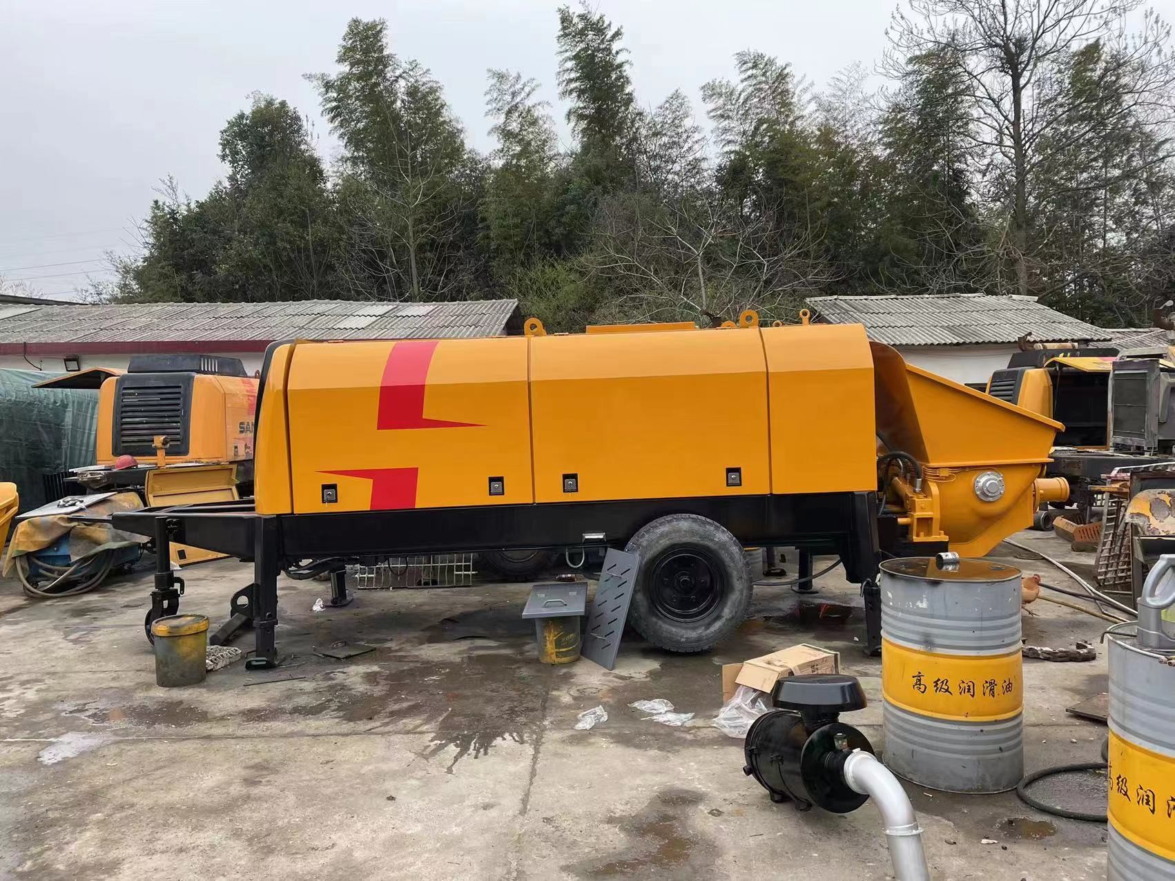 HBT6013C-5 Used Concrete Trailer Pump ISO9001 RoHS Certificated