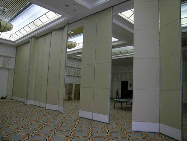 38-45db Soundproof Hinge Folding Partition Wall Heat Insulation