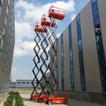 Rough Terrain Scissor Lift , Hydraulic / Electric Motor Lift Drive Mobile