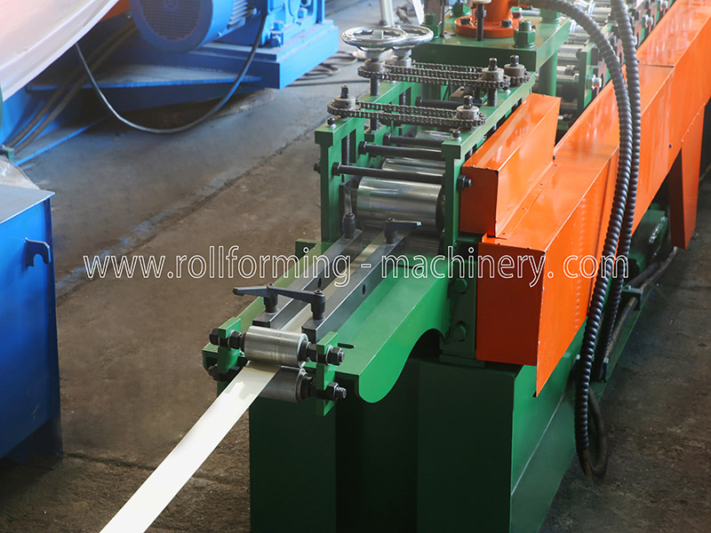 H450 Housing Shelving Racking Roll Forming Machine For Z Beam Profile