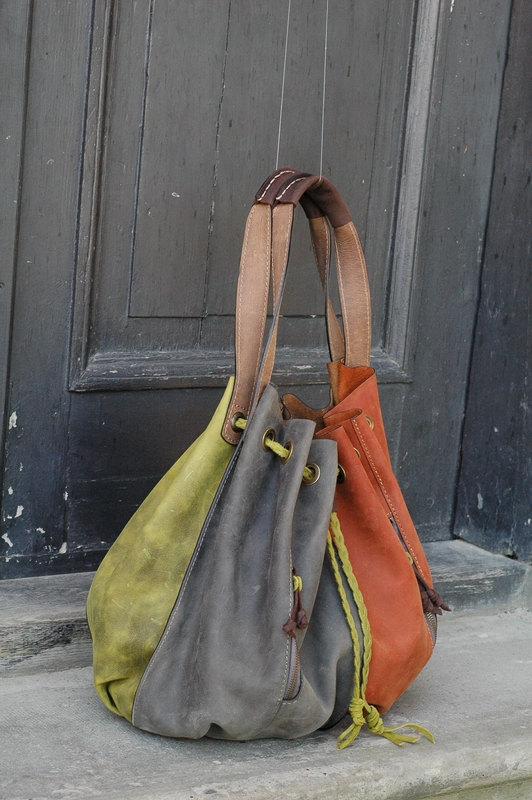 handmade leather woman handbag OVERSIZE LADYBUQ bag