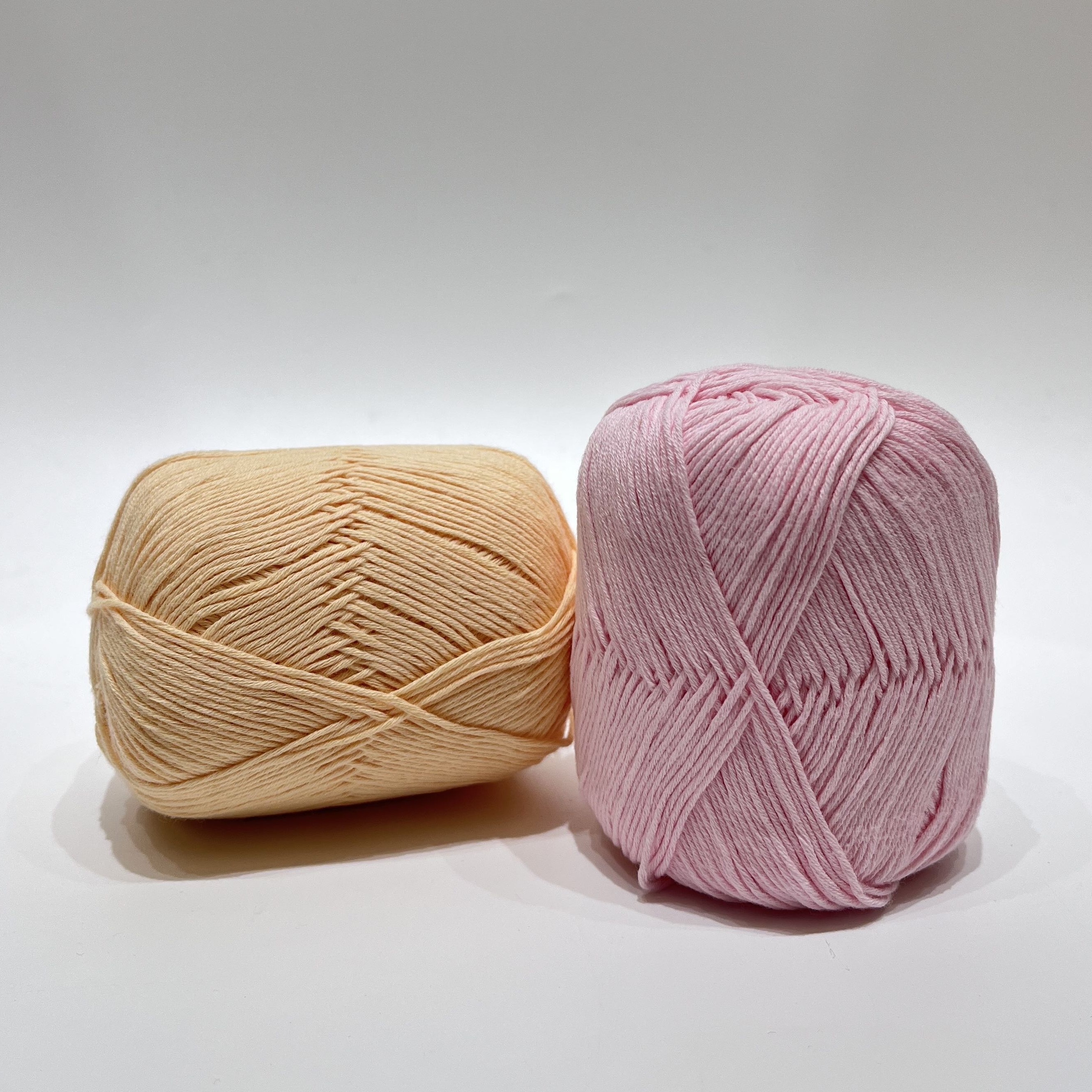 100% Mercerized Cotton Yarn 8 Ply Cotton Worsted Yarn Soft Breathable And Comfortable