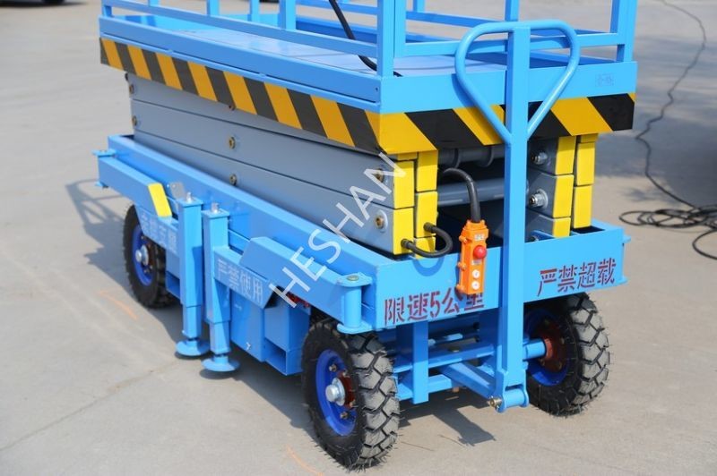 10M Single Person Mobile Scissor Lift Electric Hydraulic 500kg Load Capacity