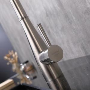 China SUS304 Brushed Stainless Steel Pull Out Kitchen Tap wholesale