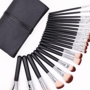 China OEM Custom Facial Makeup Brushes Foundation Bamboo Handle Pony Hair wholesale
