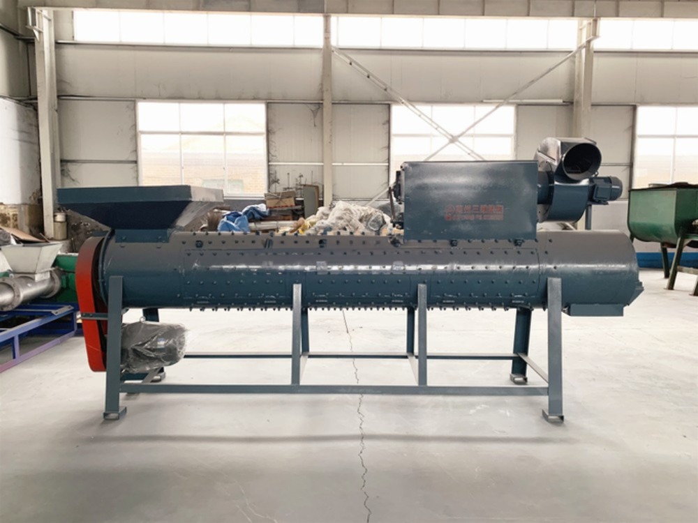 OEM Polystyrene Recycling Machine For PET Bottle Label Separation In Tire Recycling Line