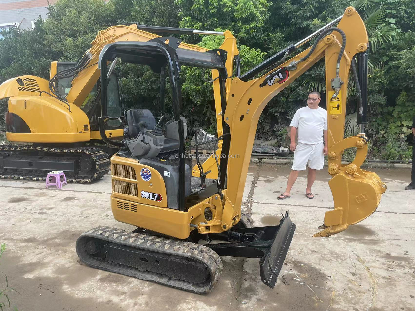 used mini excavator cat301.7 with rubber track/second hand mini excavator cat301.7 with cheap price for sale