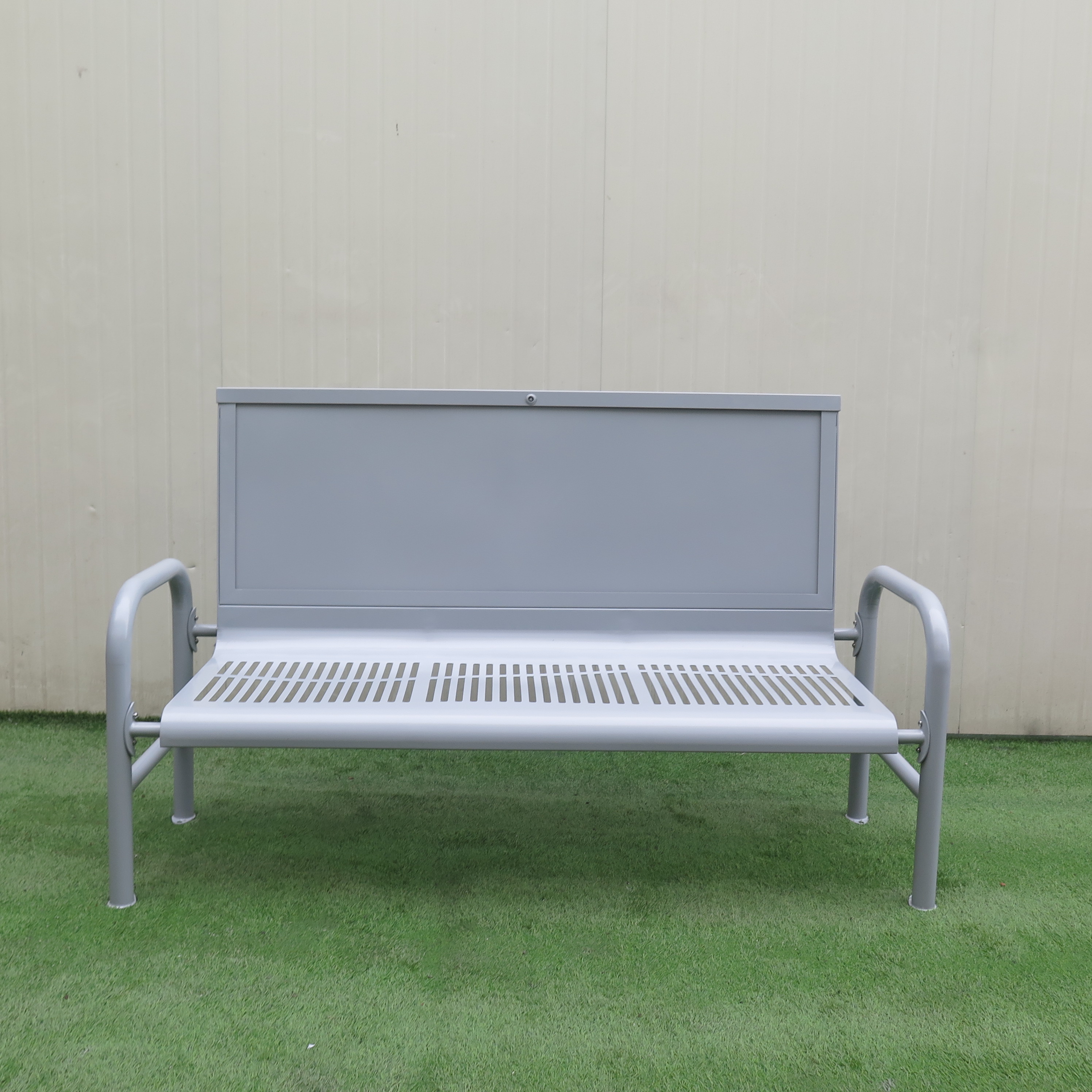 Waterproof H1100mm Metal Outdoor Bench Seat With Lock
