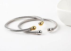 China Fashion titanium steel bracelet female hand accessories twisted C-shaped bracelet plated 18k gold gift accessories wholesale