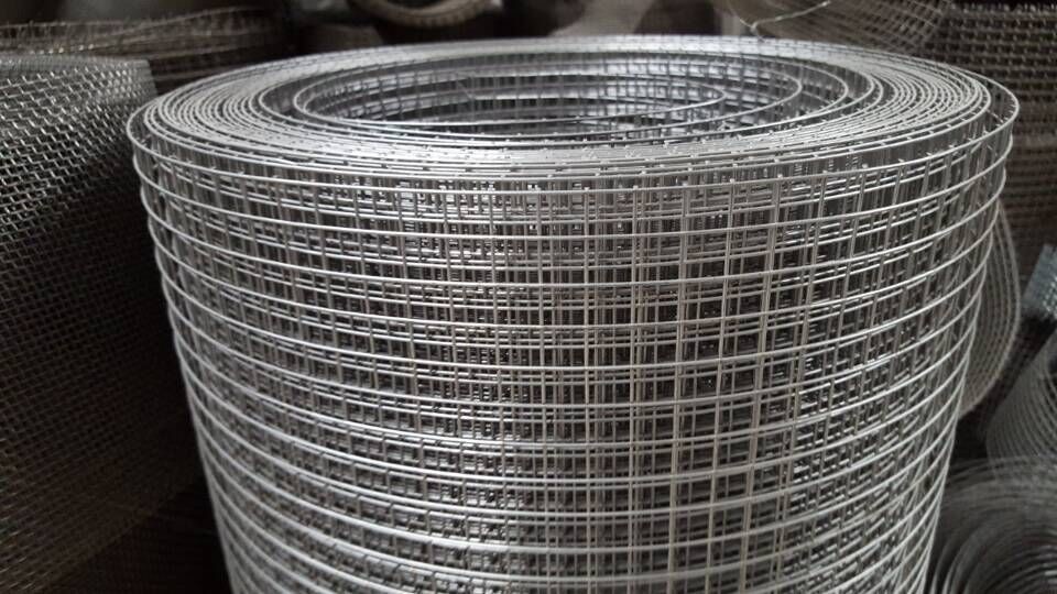 0 . 7mm Electro Hot Dip Galvanized Welded Wire Mesh Stainless Steel Agricultural