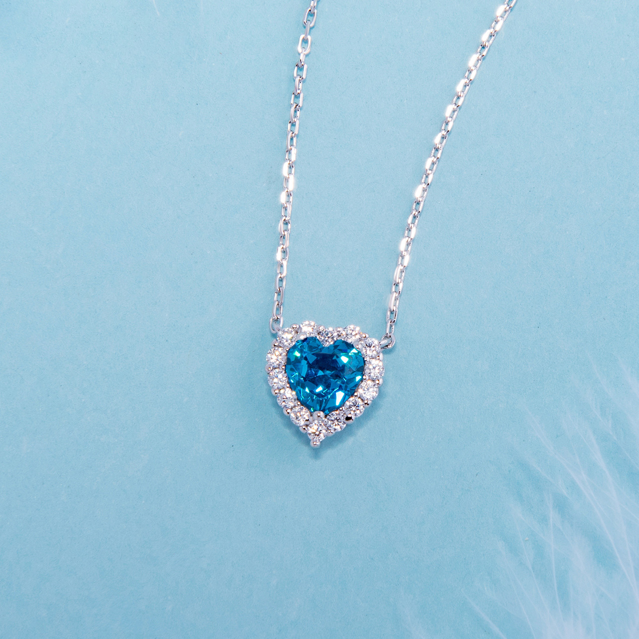 Heart Cut Synthetic Lab Created Diamond Necklace VS2-VVS1