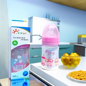 China 160ml PP Baby Feeding Bottle Wide Neck Washable wholesale