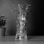 Thickened Wall Crystal Glass Vase , 10 Inch Tall Diamond Cut Glass Vase