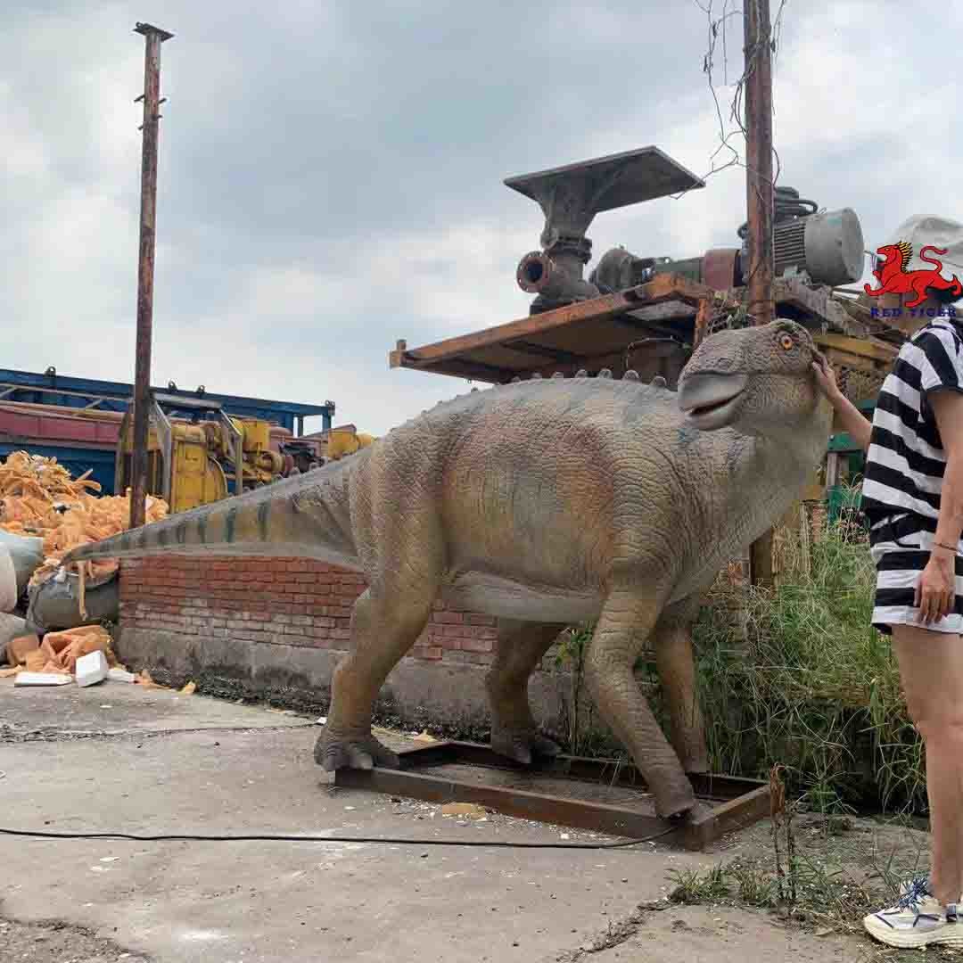Theme Park Realistic Animatronic Dinosaur Iguanodon With Movement And Sound Customization